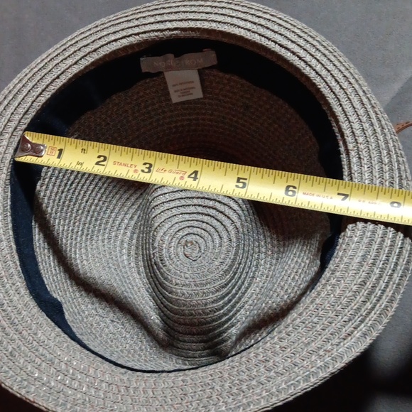 Lot of 4 hats - Picture 6 of 9